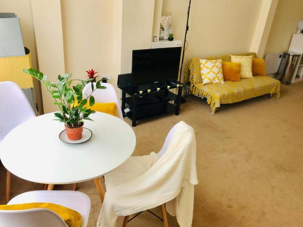 Eastbourne Beach Pier Apartment Szoba fotó